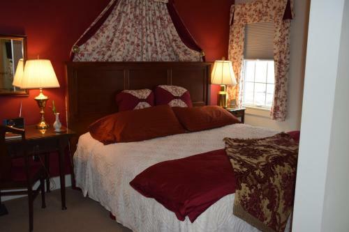 Martin Hill Inn Bed & Breakfast