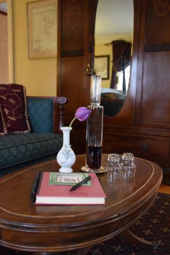 Martin Hill Inn Bed & Breakfast