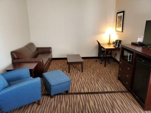 Hotel Cobblestone Inn & Suites - Maryville
