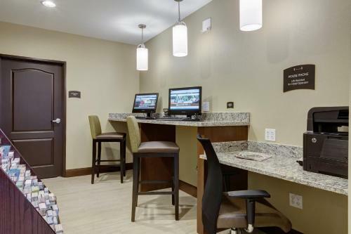 Hotel Staybridge Suites St. Louis-westport