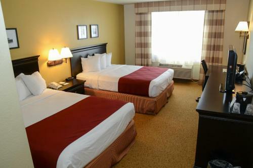 Posada Country Inn & Suites By Radisson, Dundee, Mi