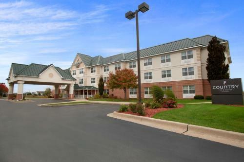 Posada Country Inn & Suites By Radisson, Dundee, Mi