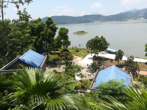 Ha Thai Ecolodge Nui Coc Lake