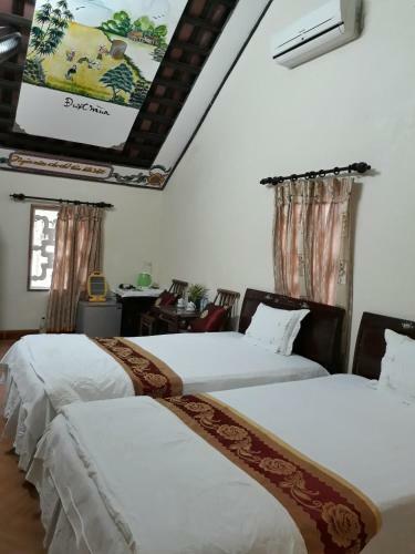 Vietnamese Ancient Village- Lang Viet Co Hotel