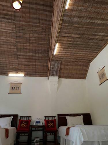 Vietnamese Ancient Village- Lang Viet Co Hotel