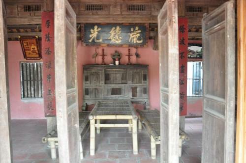 Vietnamese Ancient Village- Lang Viet Co Hotel