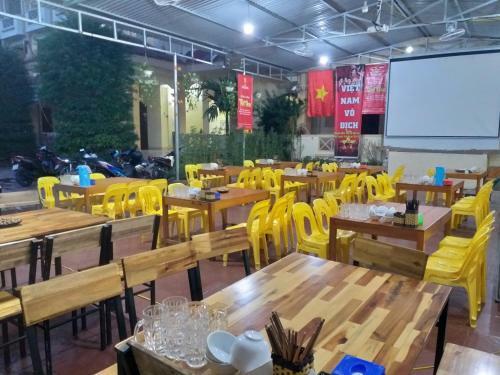 Hostal Nh� Ngh? Song Anh