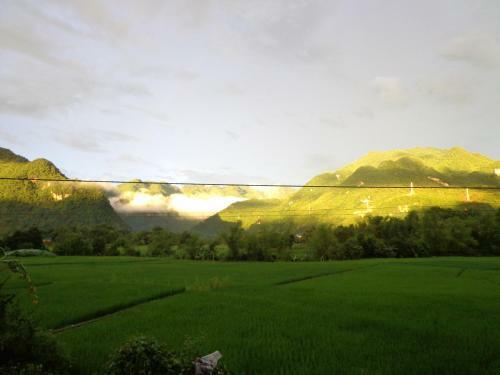 Hotel Mai Chau Sunrise Village