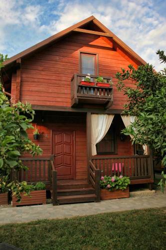 Kashtak Cottages