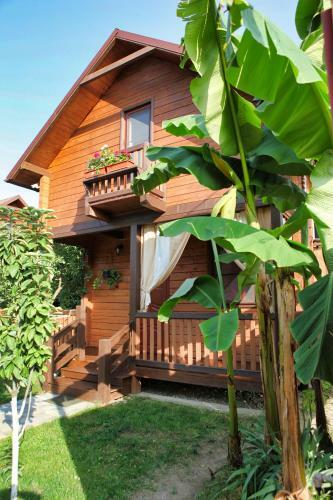 Kashtak Cottages