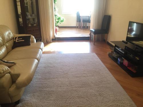 Apartment On Akademika Sakharaova