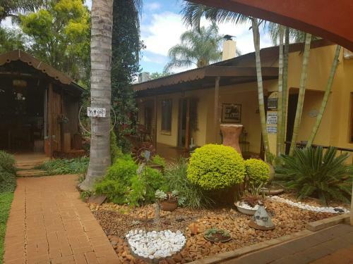 Hostal Africas Eden Guesthouse