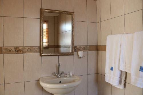 Hostal Lucette Boutique Guesthouse