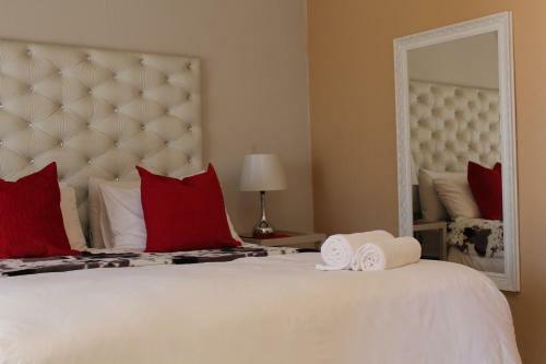 Hostal Lucette Boutique Guesthouse