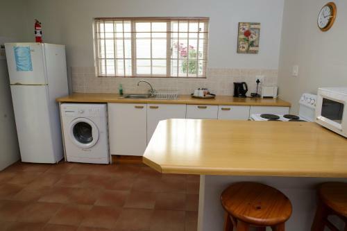 Hostal Twins Guesthouse