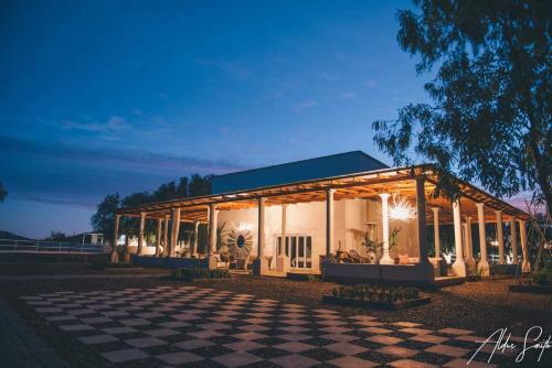 Sweetfontein Boutique Farm Lodge