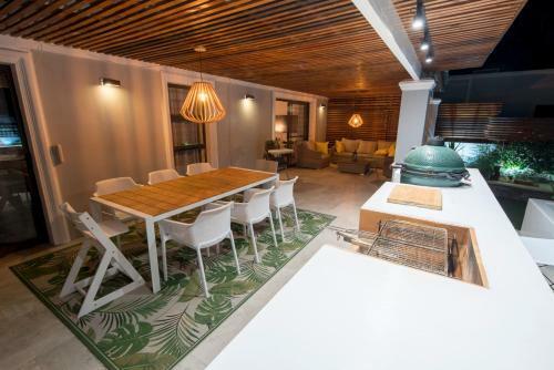 Constantiaberg Holiday Homes