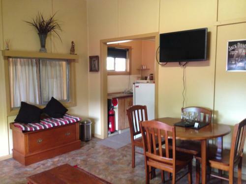 Hostal Walcha Royal Cafe & Accommodation