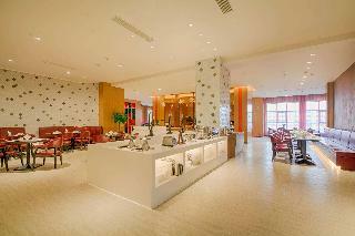 Hotel Ramada Encore Lingbao