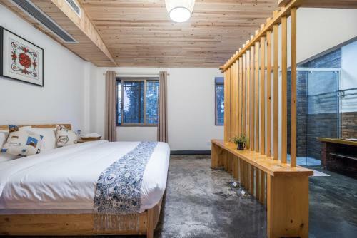 Hostal Floral Hotel � Homy Home Dujiangyan