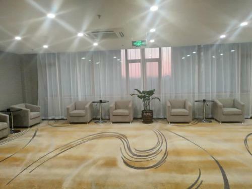 Ulanhot Mengjia Grand Hotel