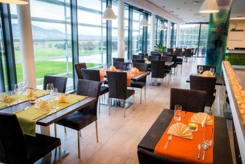 Hotel Golf Resort ?esk� L�pa