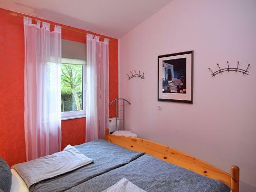 Cozy Holiday Home In Laisa With Private Terrace