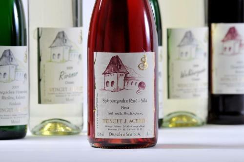 Hotel G�stehaus Wein Im Turm