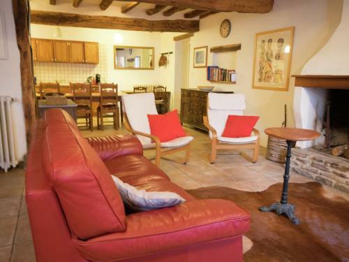 Stunning Holiday Home In Arfons With Swimming Pool