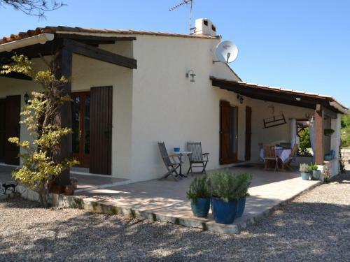 Modern Villa In Cesseras With Private Swimming Pool