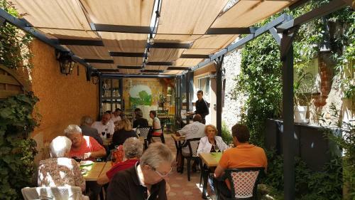 Bed & Breakfast Chambre D�h�tes L�onie & Restaurant