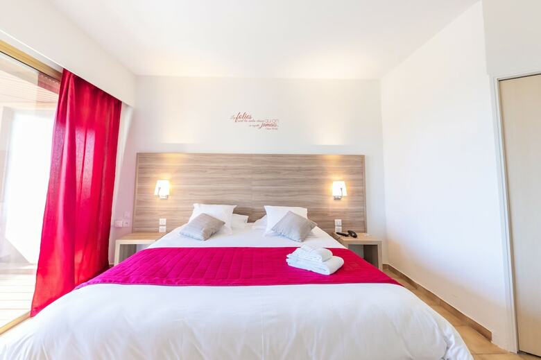 Hotel Domaine Des Gueules Cassees