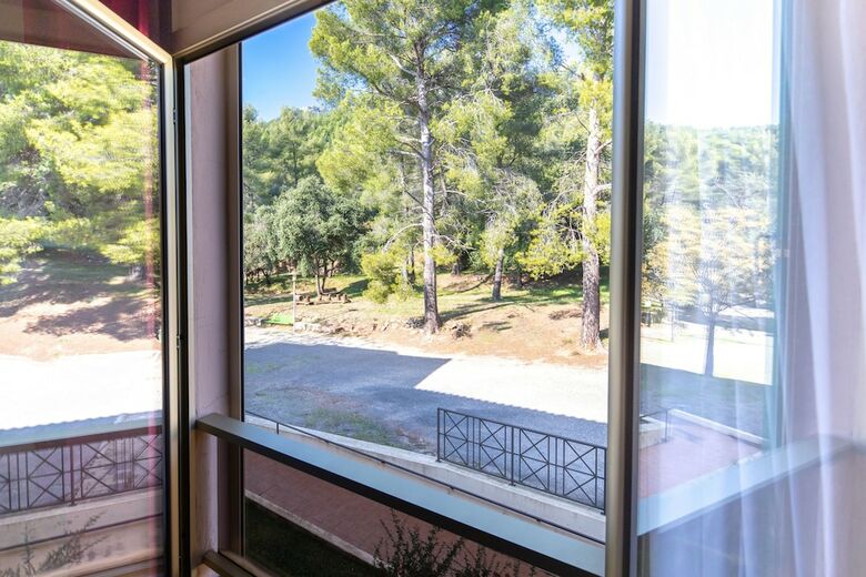 Hotel Domaine Des Gueules Cassees