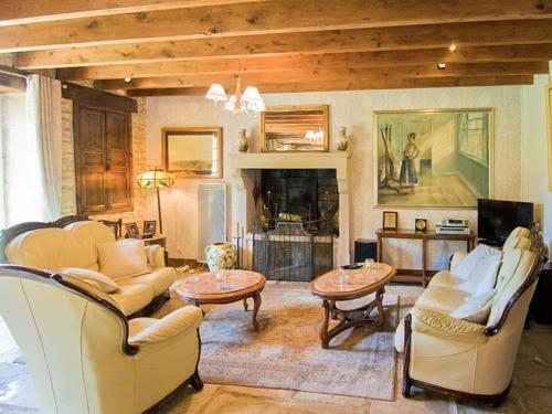 Charming Mansion In La Foret-de-tesse With Pool