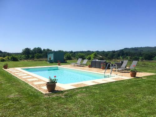 Ladignac-le-long Villa Sleeps 5 Pool Wifi