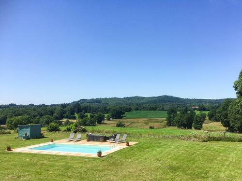 Ladignac-le-long Villa Sleeps 5 Pool Wifi