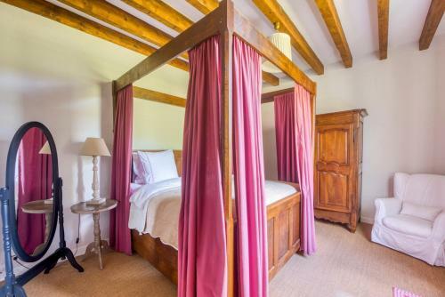 Les Herards Villa Sleeps 6 Pool Wifi