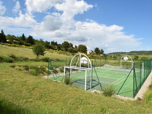 Cozy Villa In Montbrun-des-corbieres With Private Pool