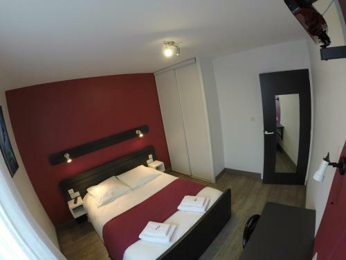 Hotel H�tel Les Rives D'allier