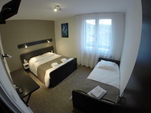 Hotel H�tel Les Rives D'allier