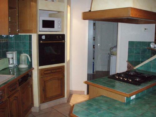 Villa Near Ceret With Private Pool, Sleeps 7