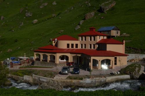 Hostal Juta Guest House