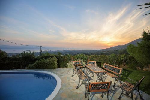 Villa Heaven's Knights 2 With Private Pool.