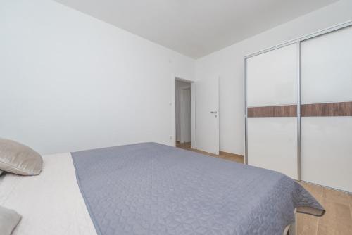 Apartamento Andy 2 Modern & Centrally Ap With A Pool