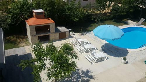 Apartments Sura?