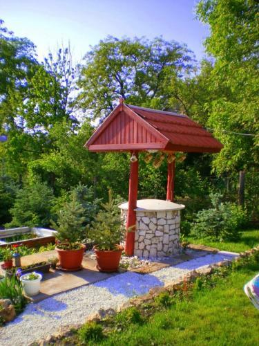 Hostal S�tor-hegy Vend�gh�z