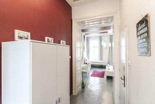 Real Apartments Heged?