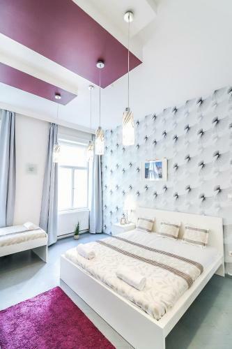 Real Apartments Heged?