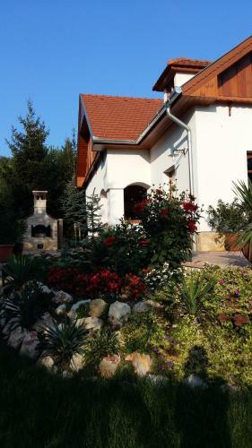 Hostal Madar�sz Vend�gh�z