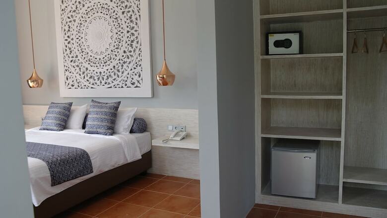 Hotel The Suites Lombok